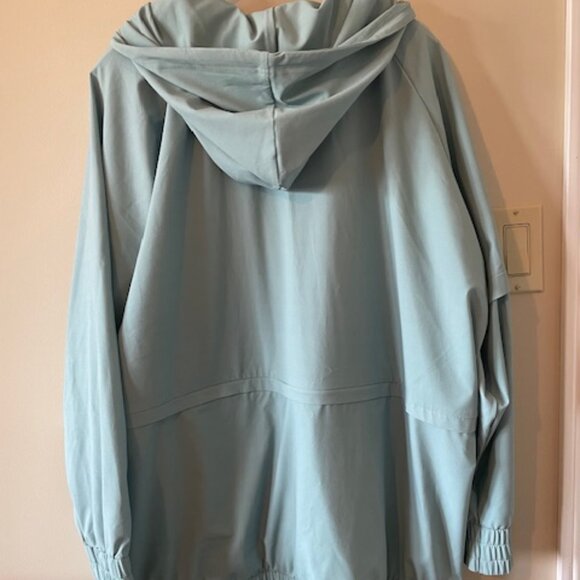 Elevate All Weather Blue Haze Light Windbreaker – NWT Size L – will fit an XL - Picture 2 of 12